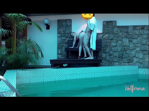 ❤️ Chefe convida criada para a piscina, mas não conseguiu resistir a um Sexo vídeo em pt.xxxpornolive.ru ❌️